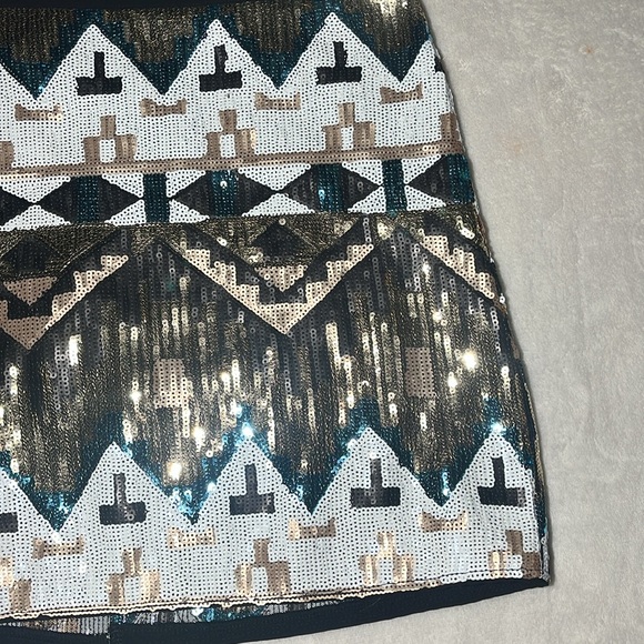 LUSH Sequin Mini Skirt - Geometric Design, Party Wear, NWT - Picture 9 of 11